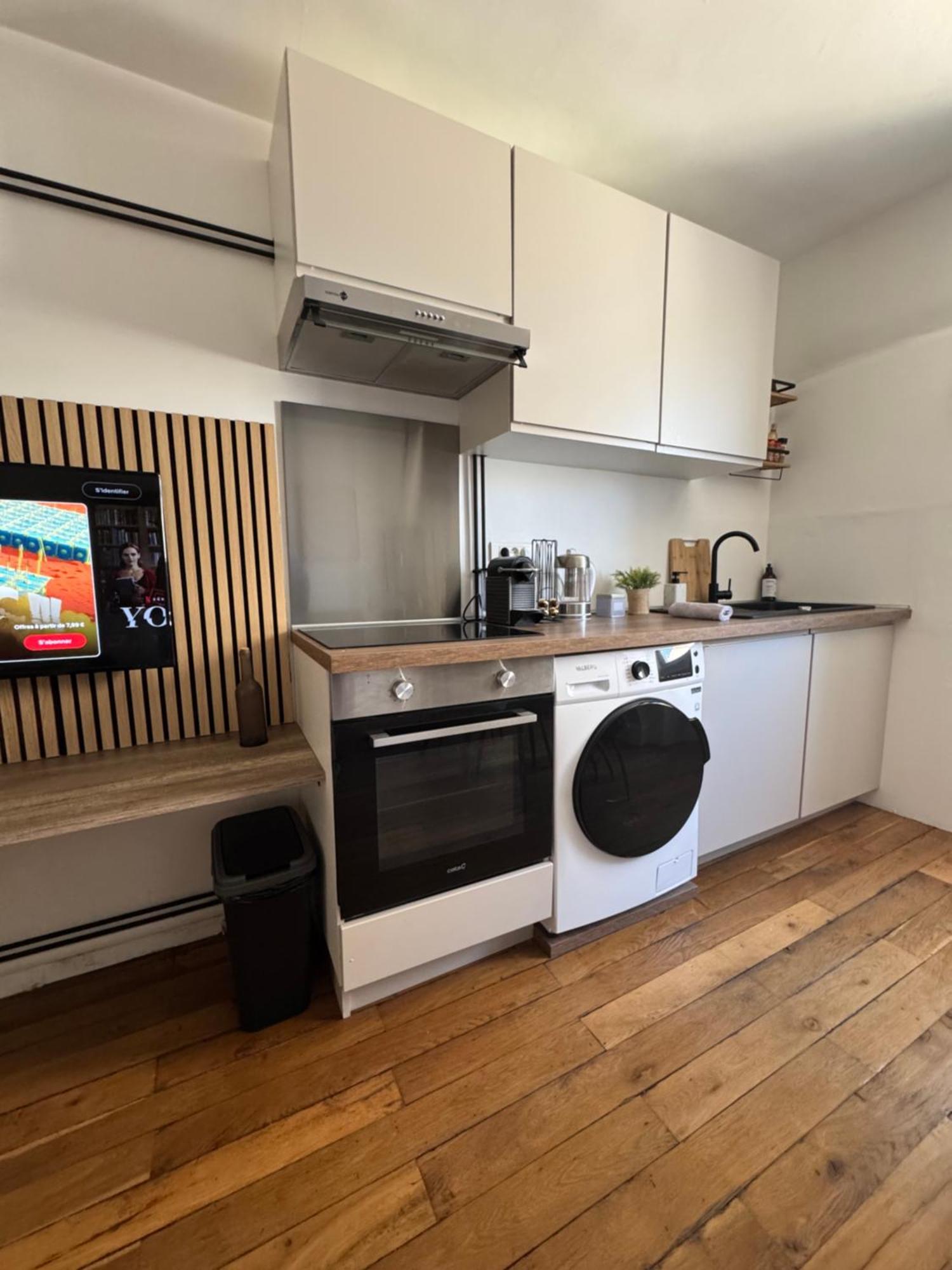Charmant Appartement Au Coeur De בורז'ה מראה חיצוני תמונה